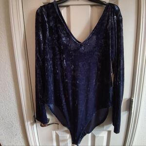 a.n.a. a new approach Crushed Velvet Long Sleeve Bodysuit Size XXL